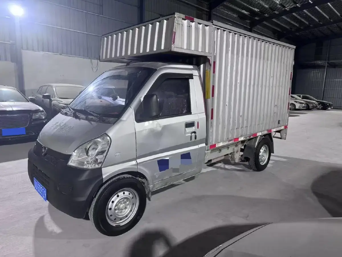 2020 WuLing RongGuang Mini Truck 1.5L 99HP L4 5MT