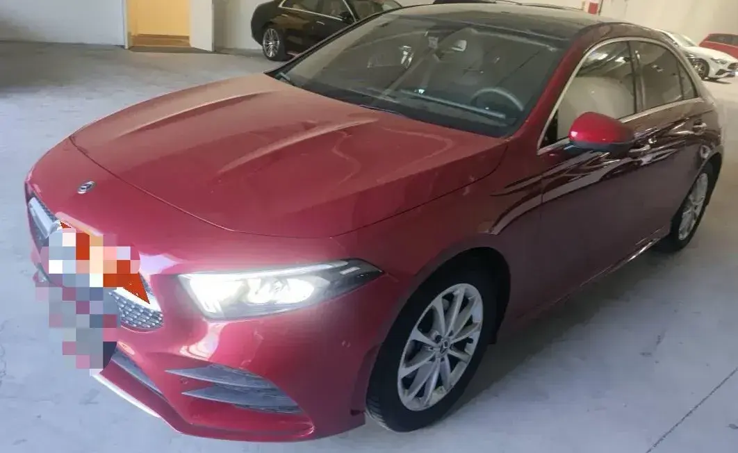 2020 Mercedes-Benz A Class 1.3T 163HP L4 7DCT