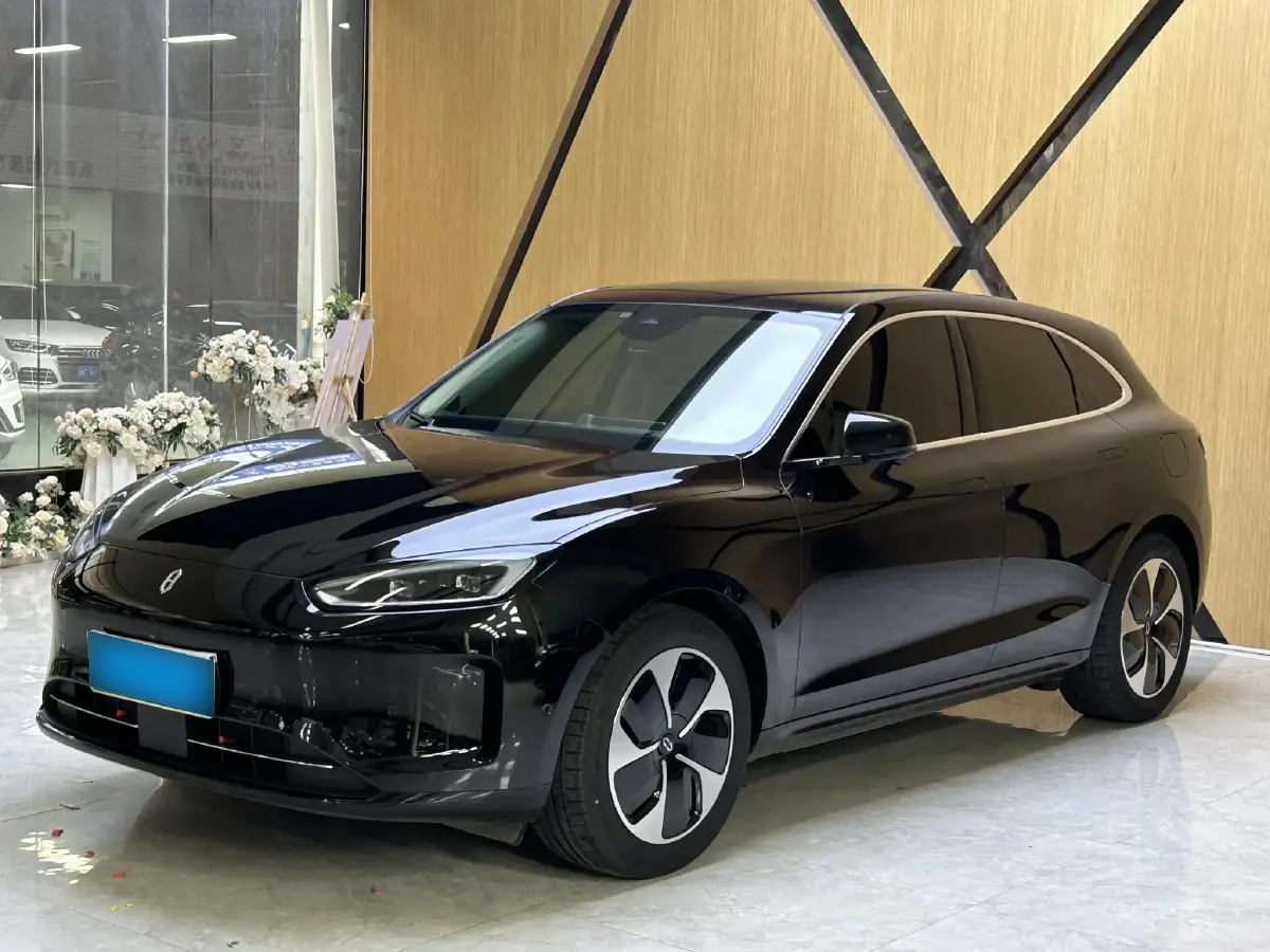 2022 HIMA AITO M5 Range Extended 125HP REEV 40KWH