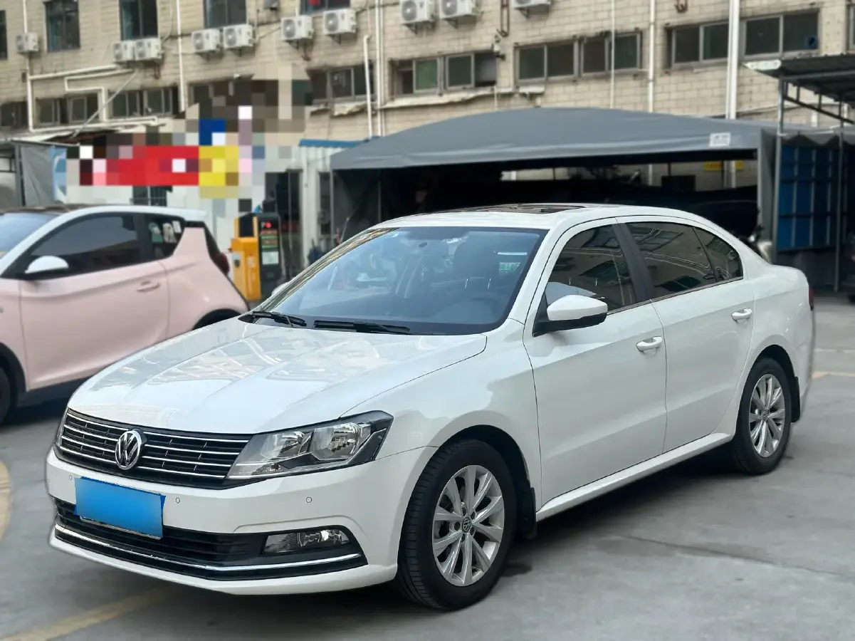 2017 Volkswagen Lavida 1.6L 110HP L4 6AT