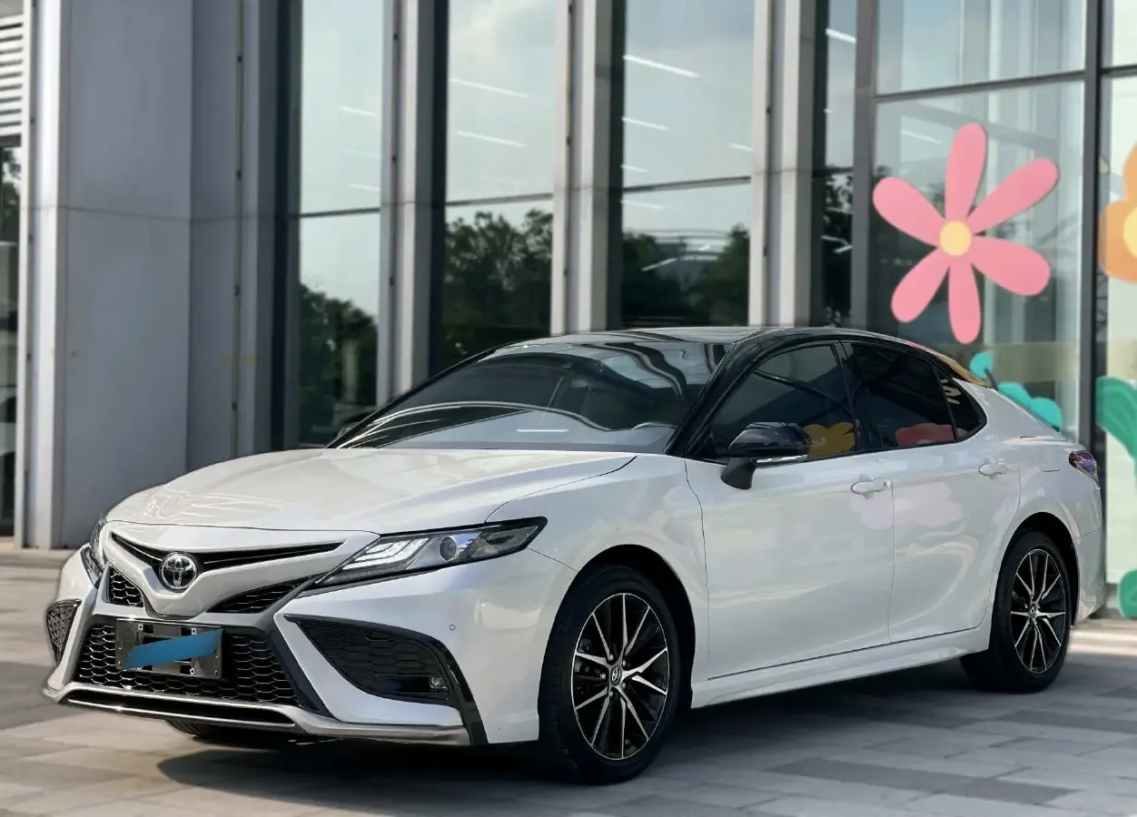 2021 Toyota Camry 2.0L 178HP L4 CVT