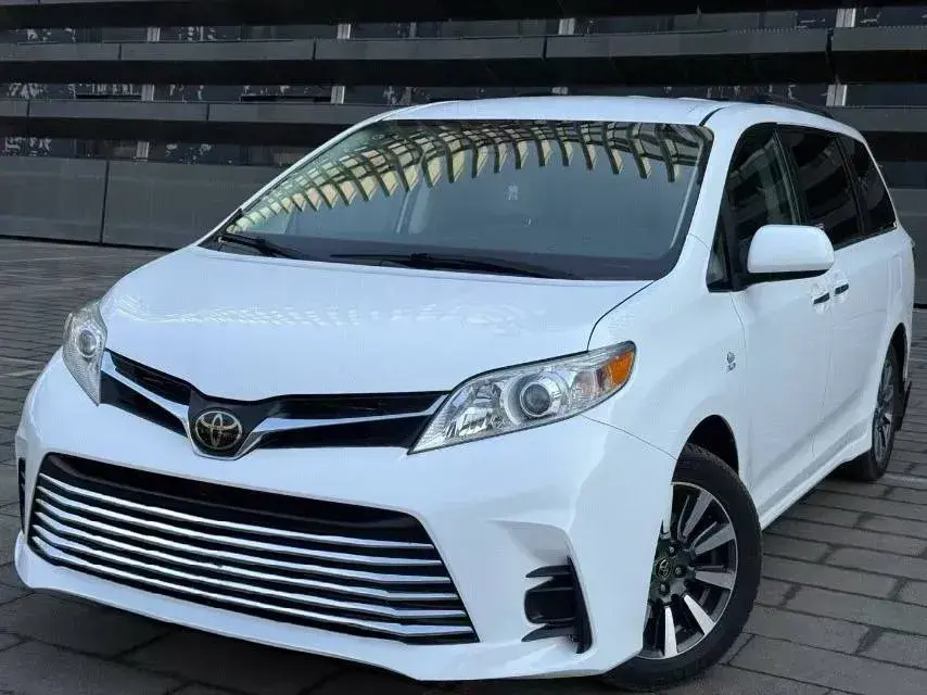 2018 Toyota Highlander 2.0T 220HP L4 6AT