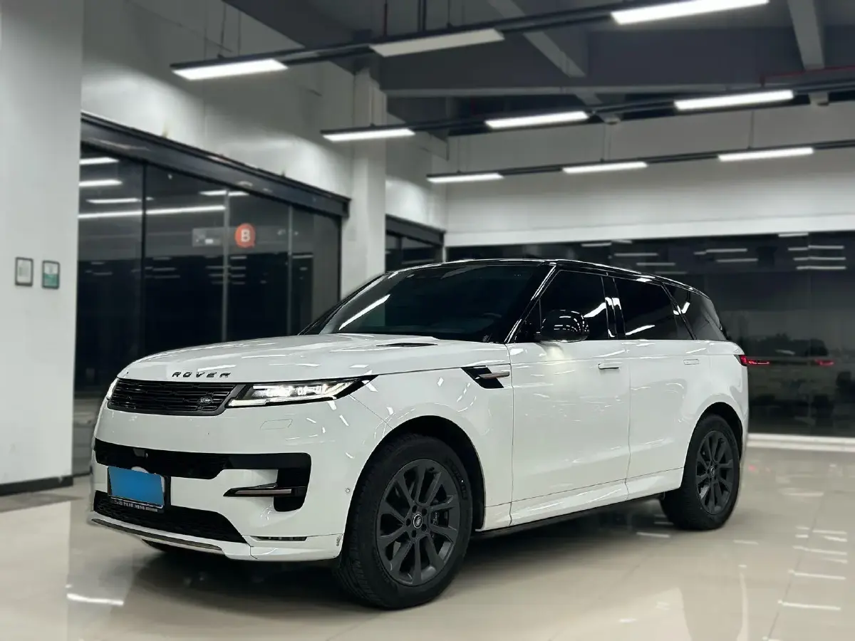 2024 Land Rover Range Rover Sport 3.0T 400HP L6 8AT