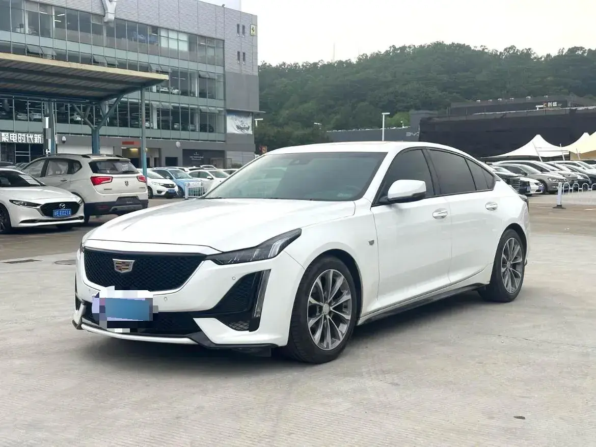 2020 Cadillac CT5 2.0T 237HP L4 10AT