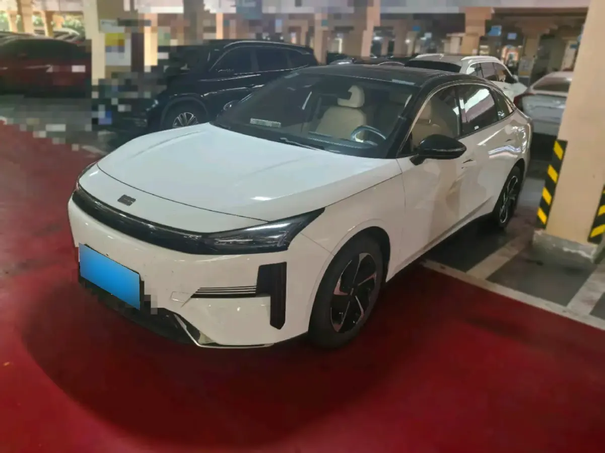 2023 Geely Galaxy L6 1.5T 163HP L4 3DHT PHEV