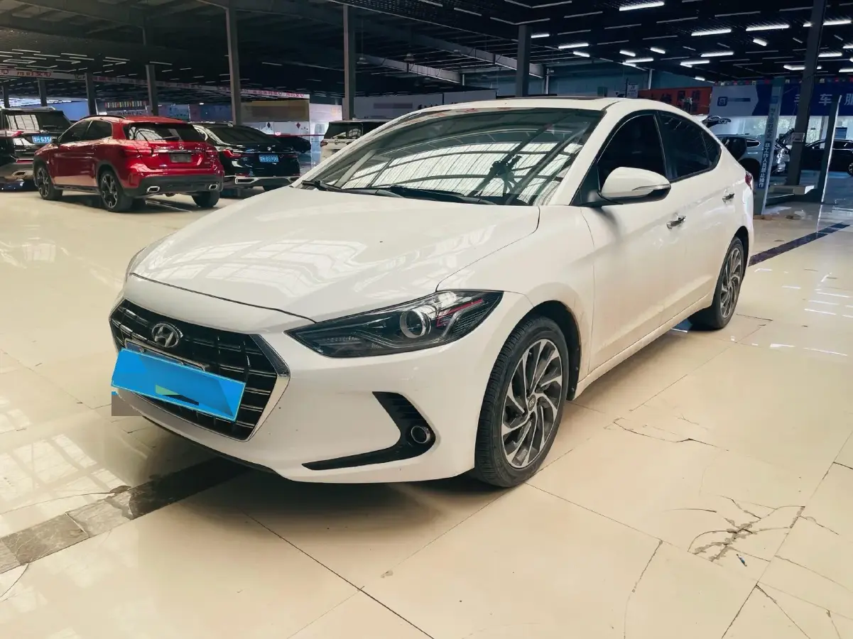 2019 Hyundai Elantra 1.4T 130HP L4 7DCT