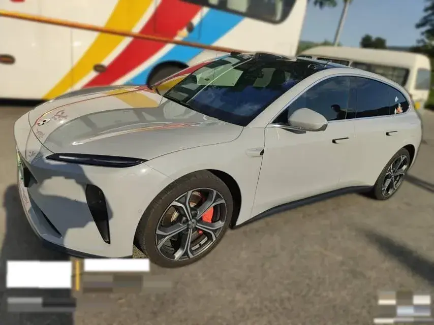 2024 NIO ET5T BEV 75KWH