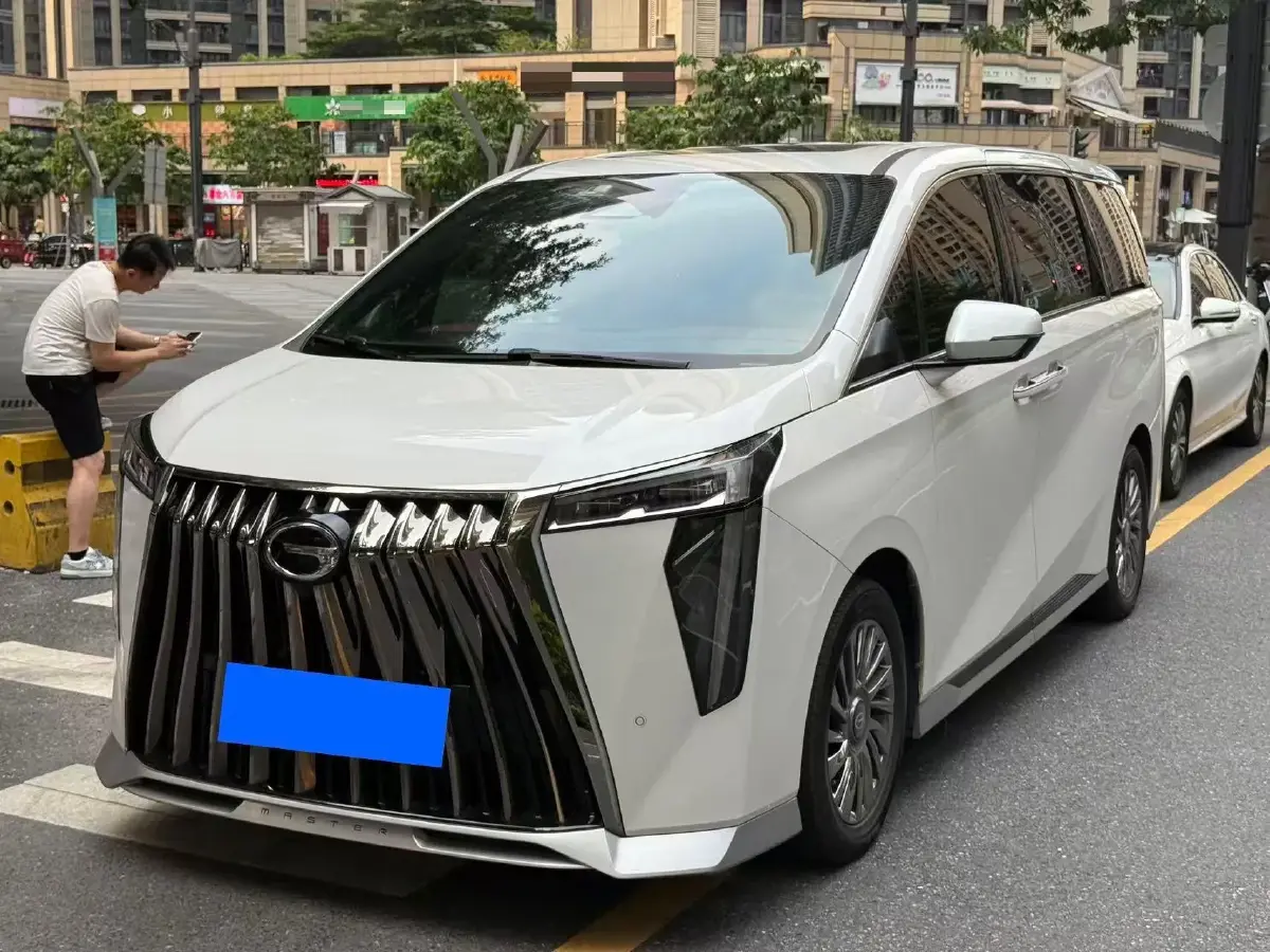 2023 GAC Trumpchi M8 2.0T 252HP L4 8AT