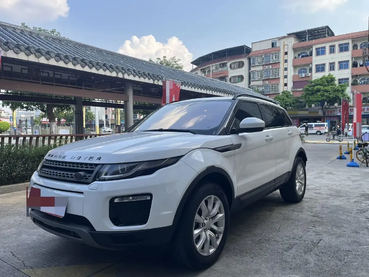 2018 Land Rover Range Rover Evoque 2.0T 200HP L4 9AT