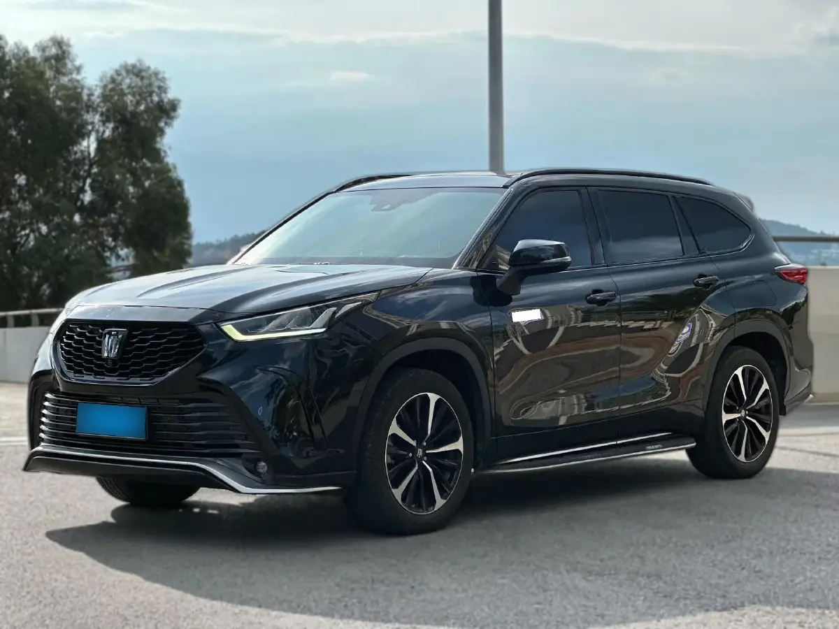 2022 Toyota Crown Kluger 2.5L 192HP L4 E-CVT Hybrid