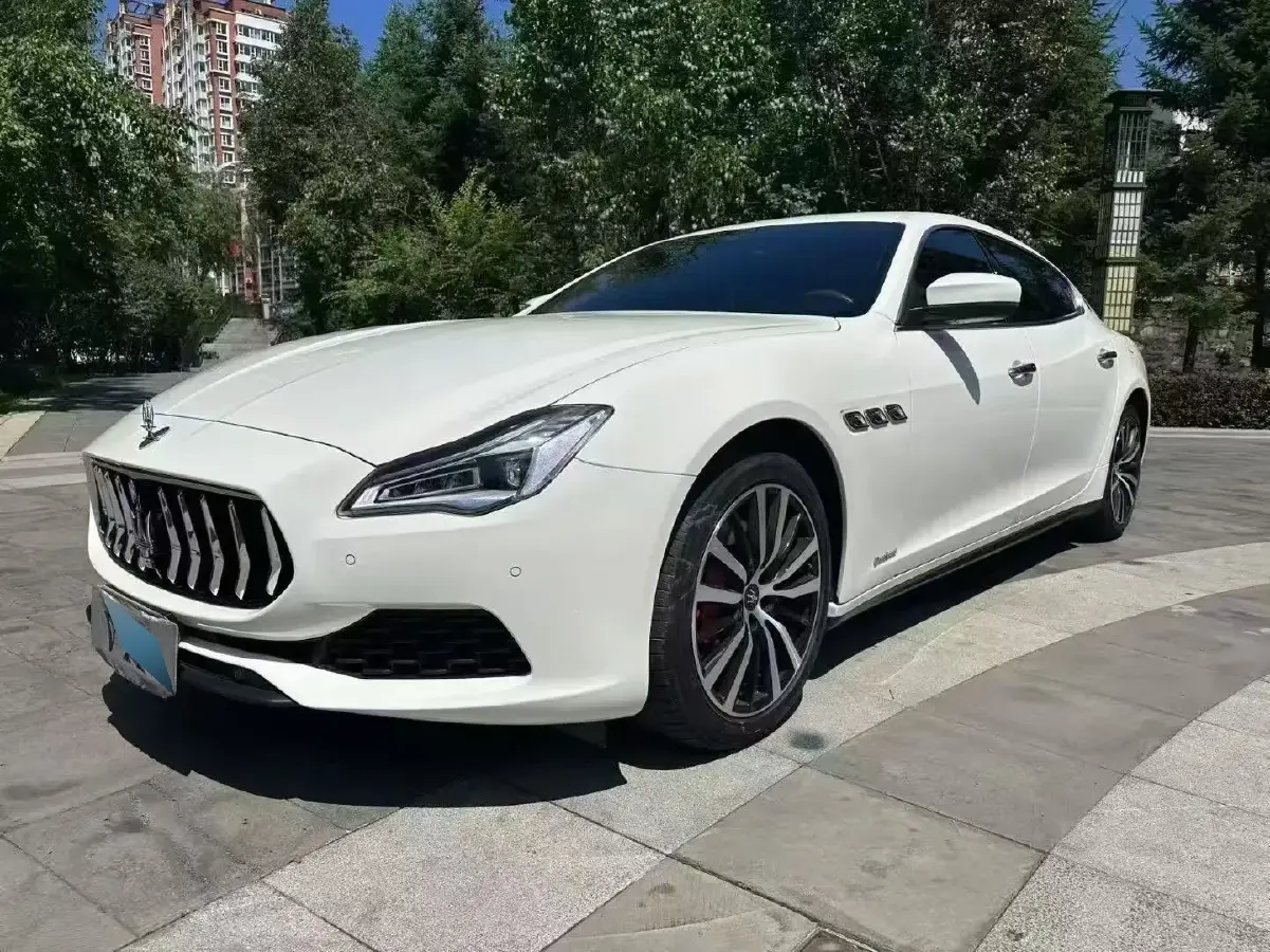 2017 Maserati Quattroporte 3.0T 350HP V6 8AT