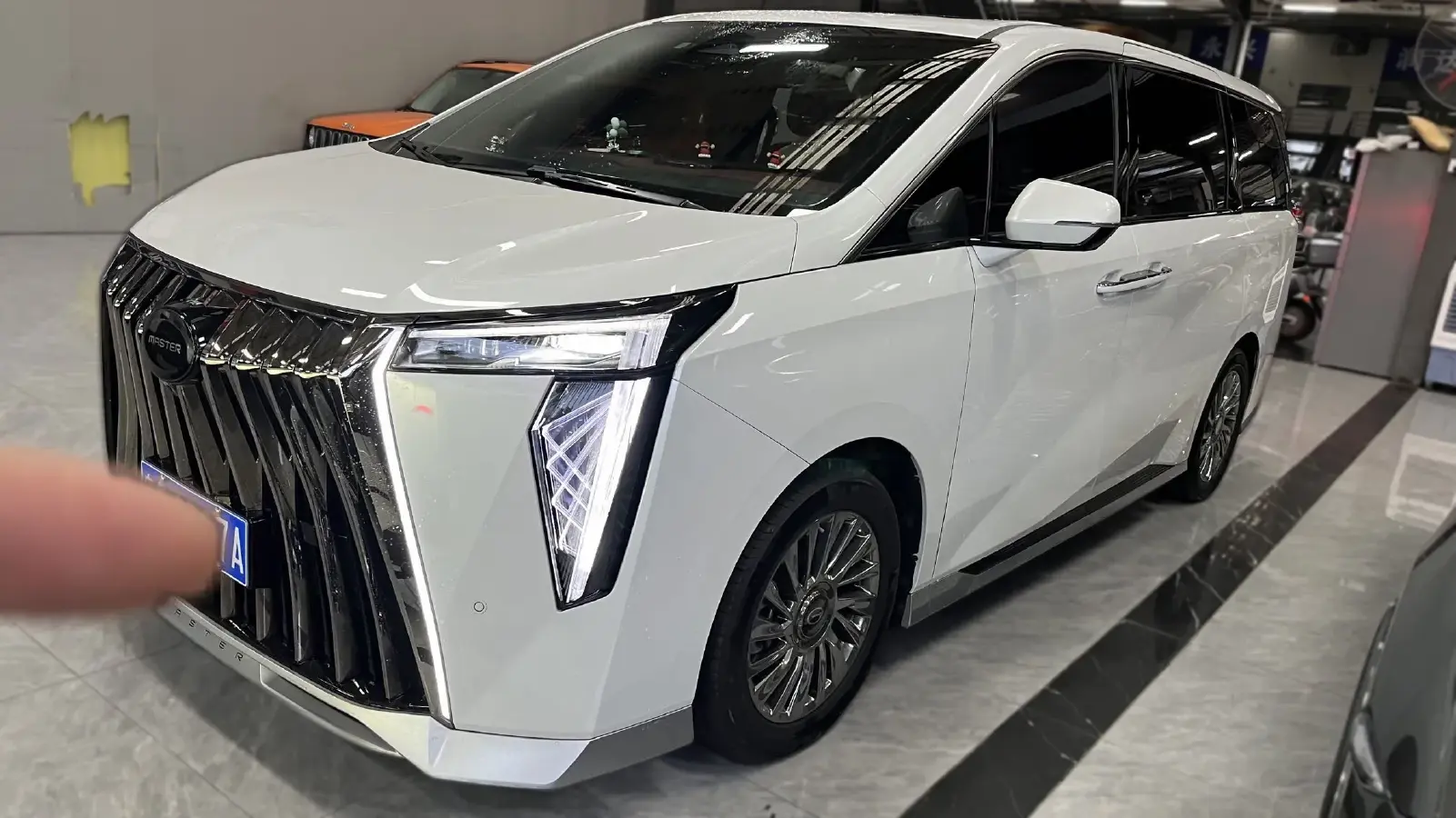 2024 GAC Trumpchi M8 2.0T 252HP L4 8AT