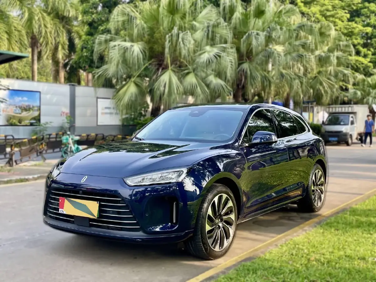 2022 HIMA AITO M5 Range Extended 125HP REEV 40KWH