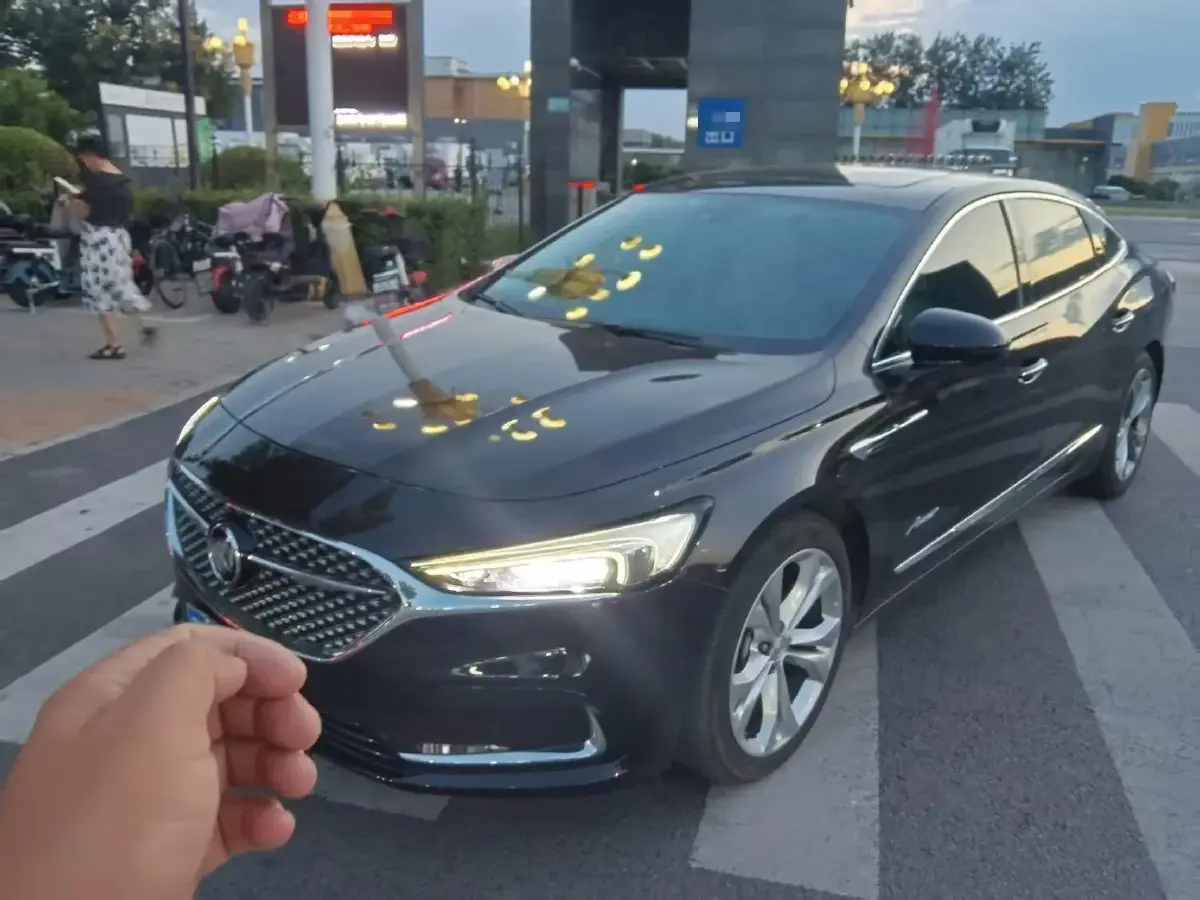 2020 Buick Larcosse 2.0T 237HP L4 9AT