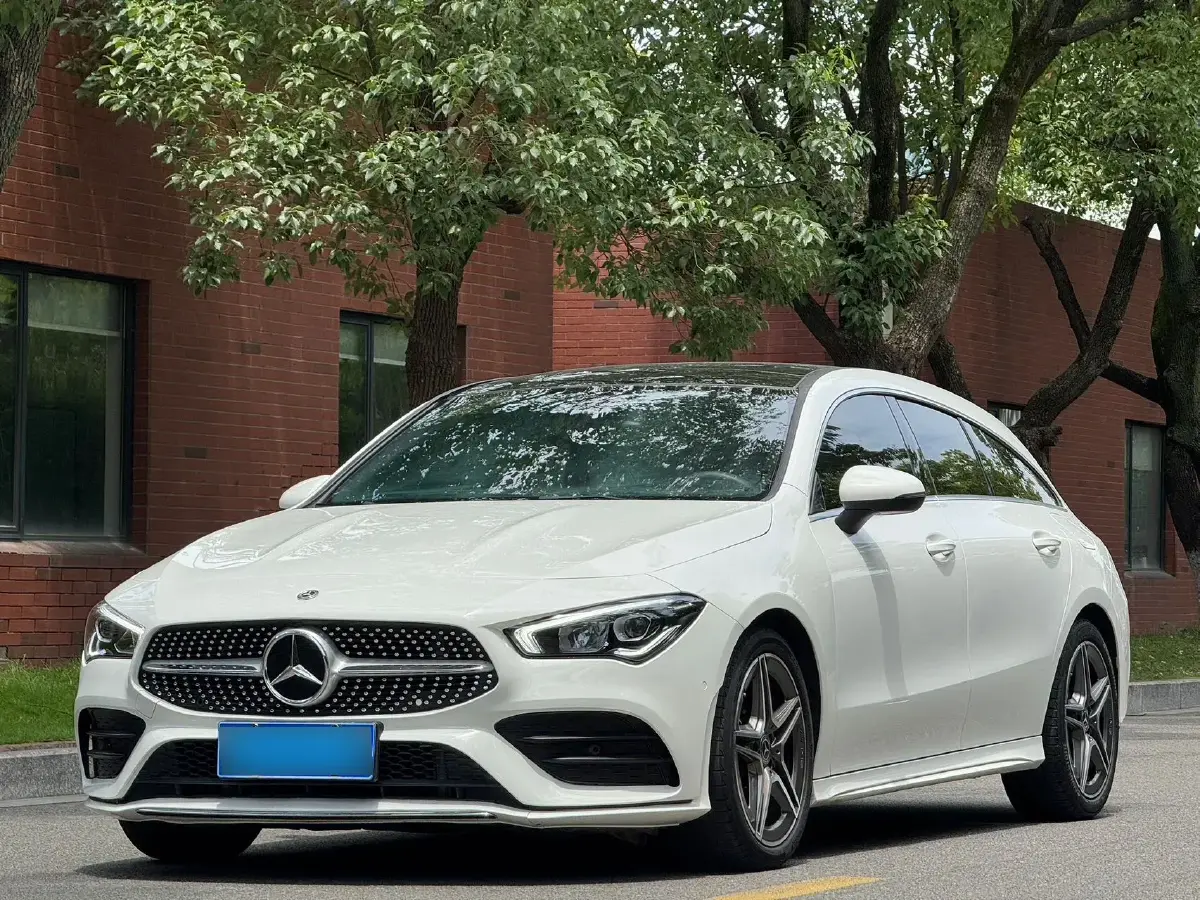 2022 Mercedes-Benz CLA Class 1.3T 163HP L4 7DCT