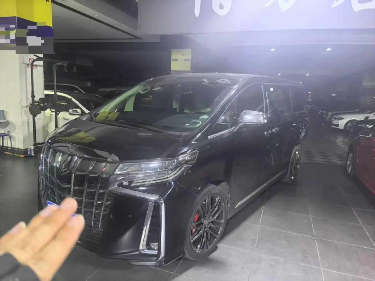 2018 Toyota Alphard 3.5L 275HP V6 6AT