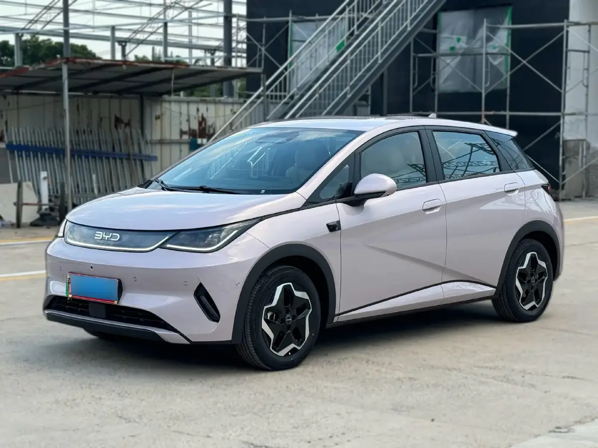 2025 BYD Dolphin BEV 45.12KWH
