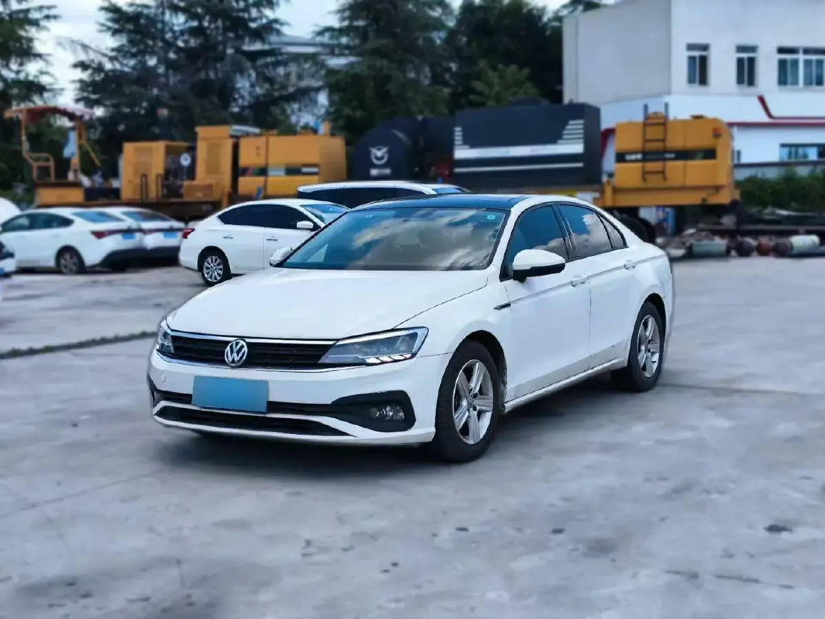 2021 Volkswagen Lamando 1.4T 131HP L4 7DCT