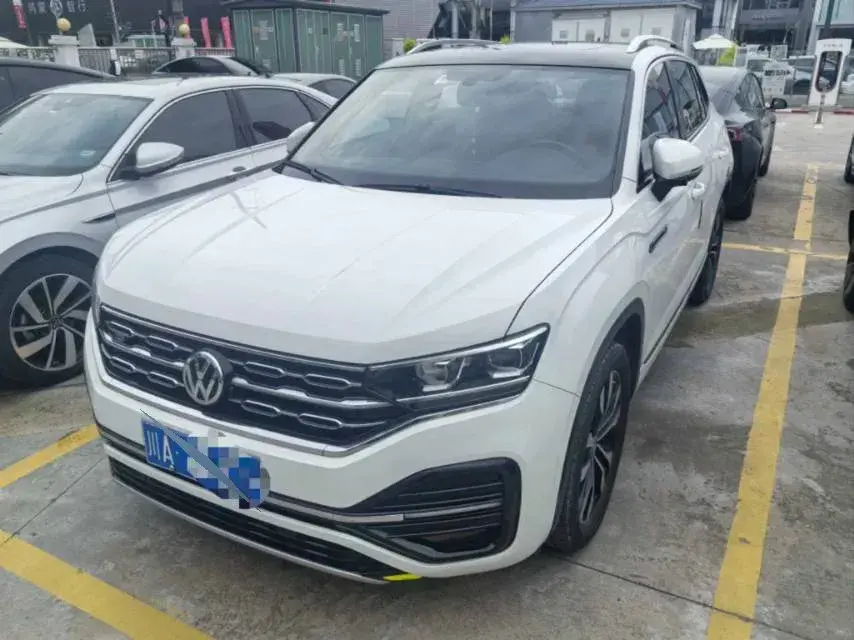 2021 Volkswagen Tayron 2.0T 220HP L4 7DCT