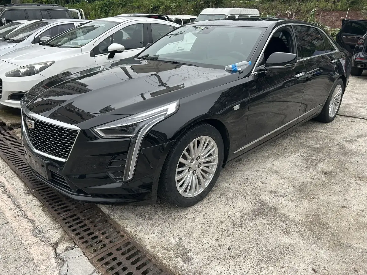 2020 Cadillac CT6 2.0T 241HP L4 10AT