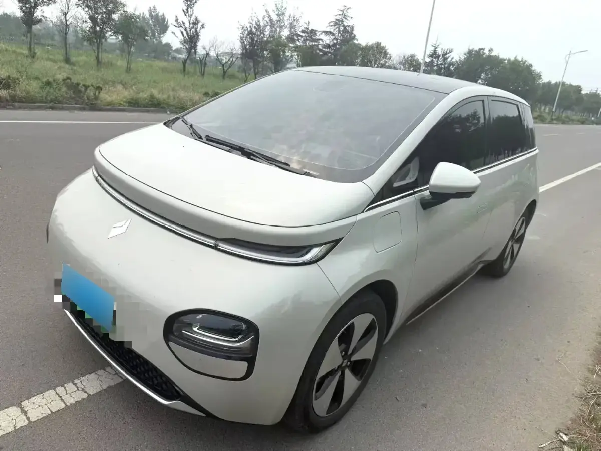 2023 BaoJun Cloud BEV 50.6KWH