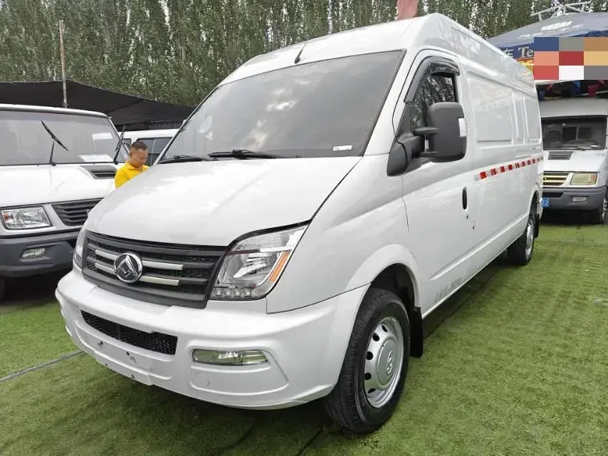 2021 MAXUS XinTu V80 2.0T 127HP L4 6MT