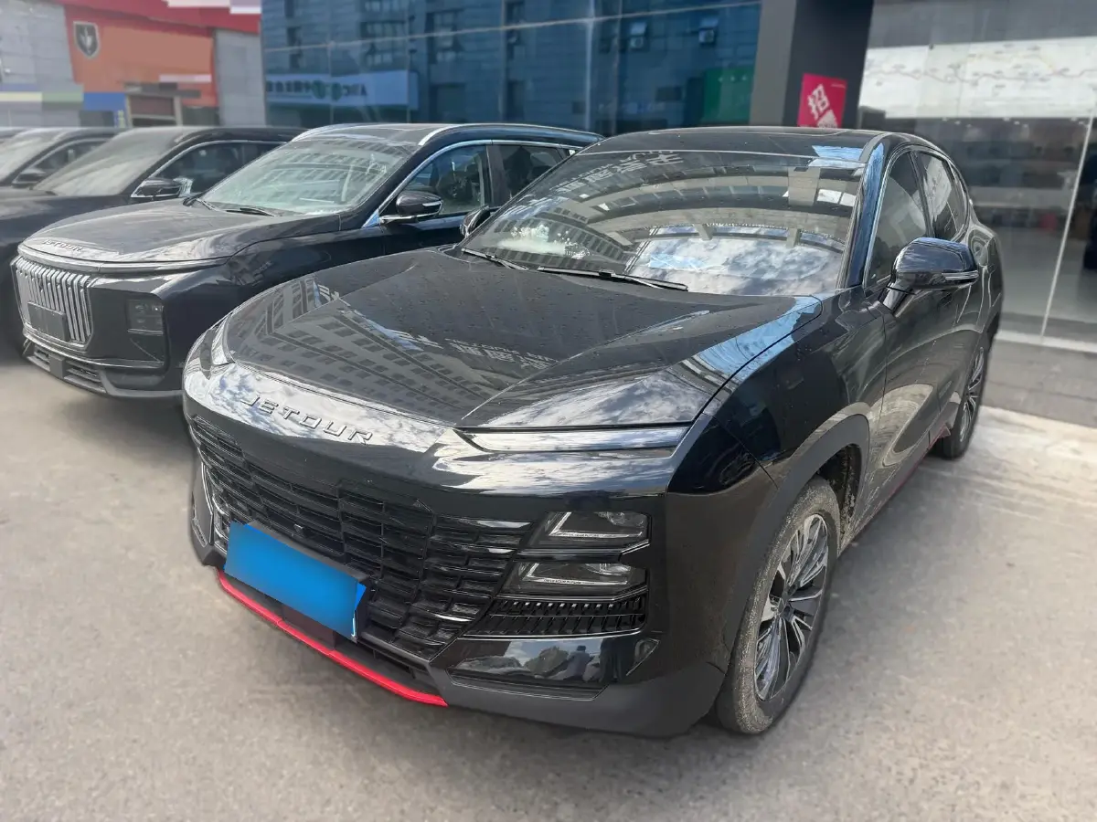 2023 Jetour DASHING 1.5T 156HP L4 6DCT