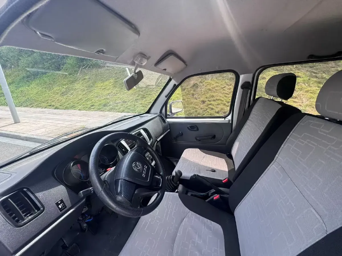 2017 DongFeng Forthing Joyear X5 1.6L 122HP L4 5MT,autocango,china used car exporter,china ev exporter,chinese used car exporter,chinese used ev exporter