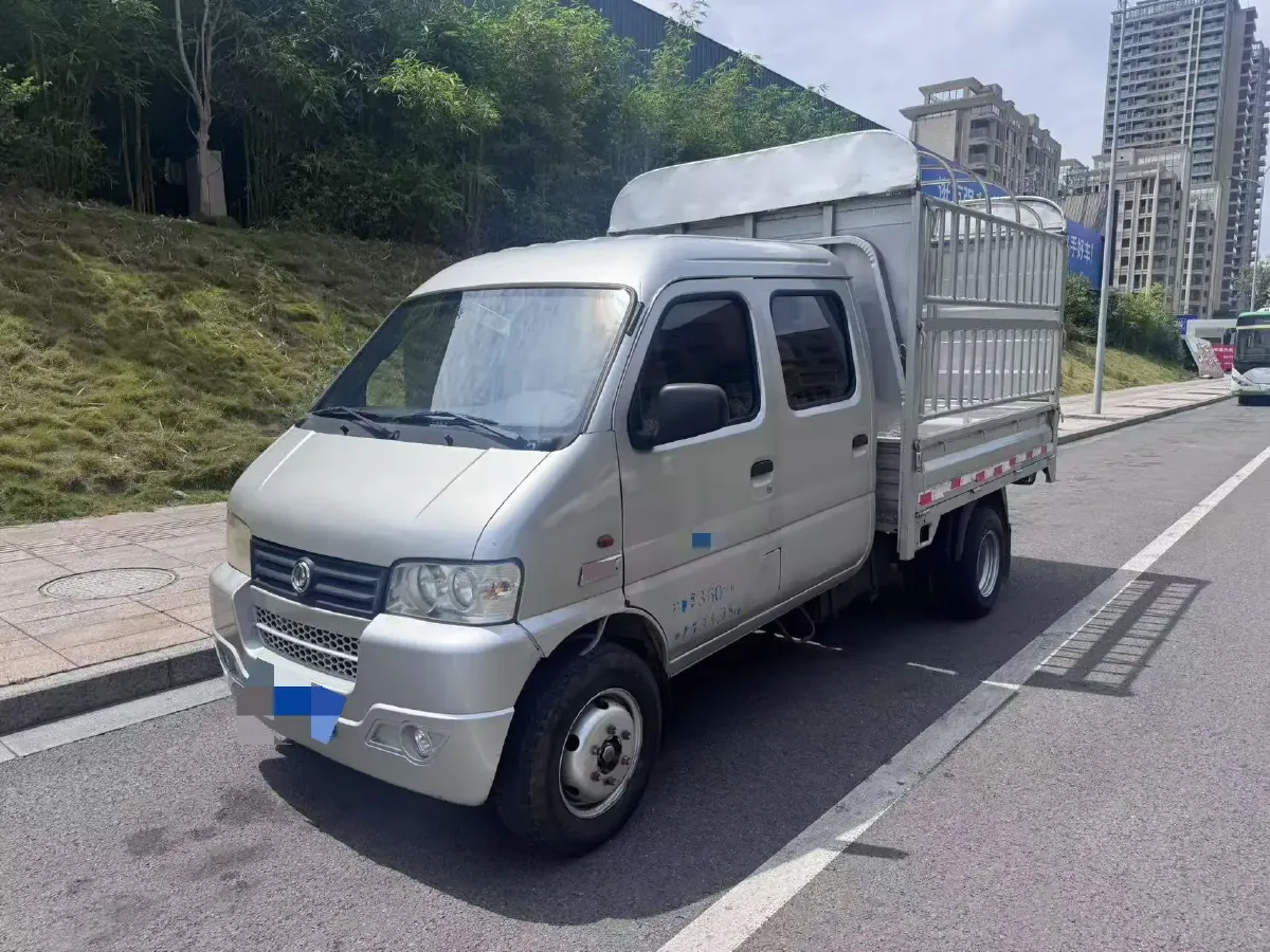 2017 DongFeng Forthing Joyear X5 1.6L 122HP L4 5MT,autocango,china used car exporter,china ev exporter,chinese used car exporter,chinese used ev exporter