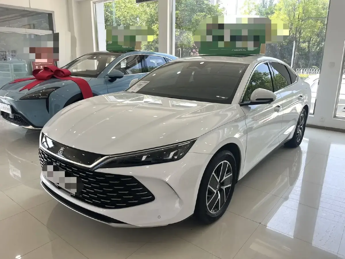 2024 BYD QinL 1.5L 101HP L4 E-CVT PHEV 15.87KWH