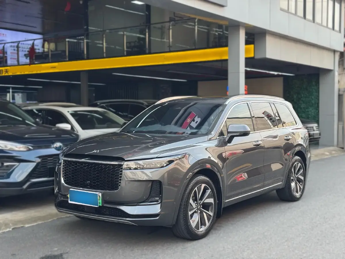 2021 Li ONE Range Extended 131HP REEV 40.5KWH