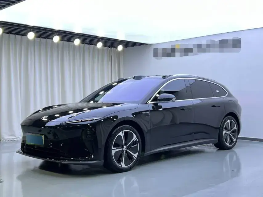 2024 NIO ET5T BEV 75KWH