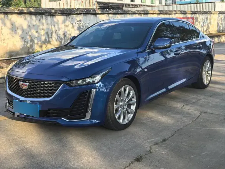 2021 Cadillac CT5 2.0T 237HP L4 10AT