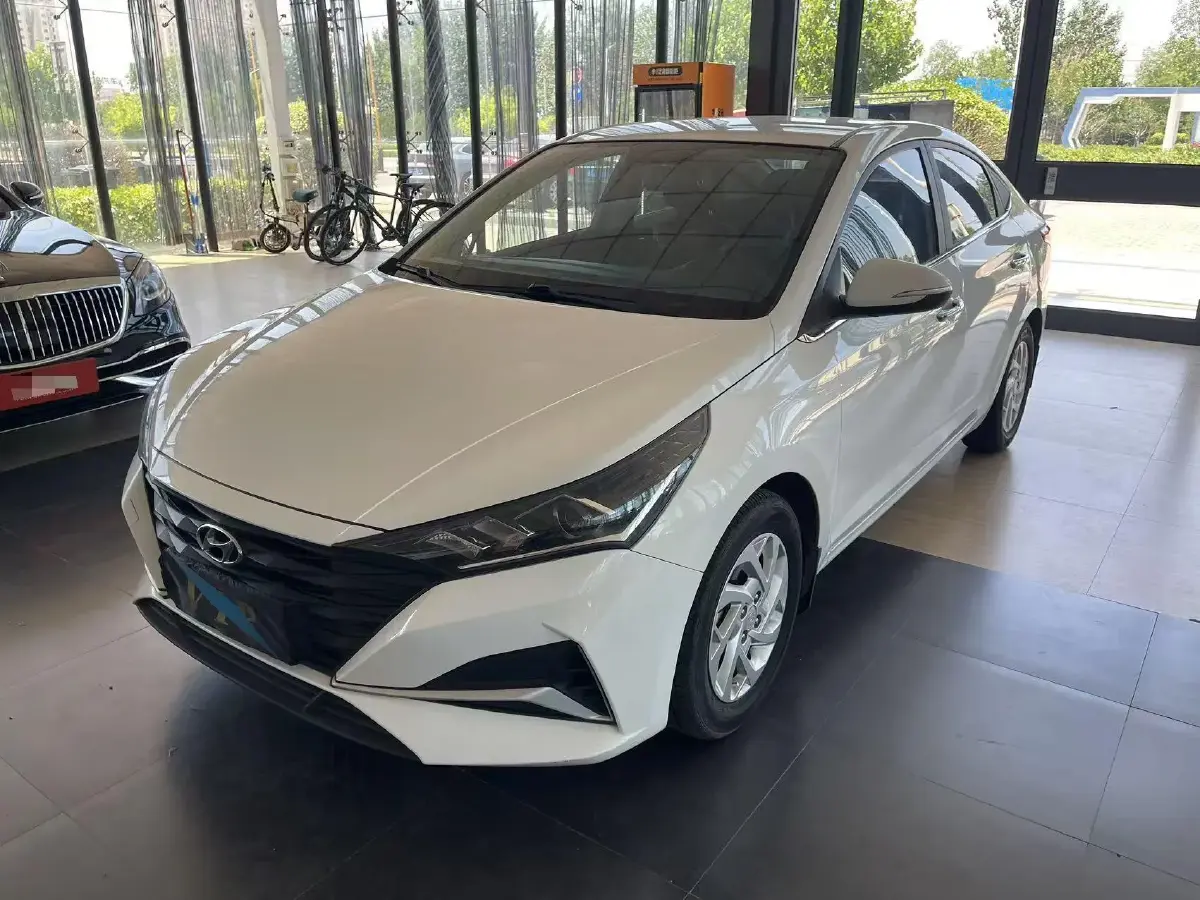 2020 Hyundai Verna 1.4L 100HP L4 6MT
