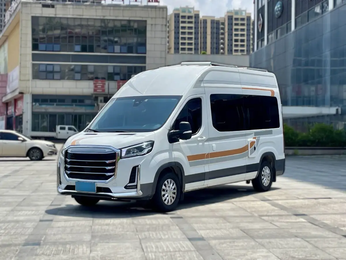 2022 MAXUS V100 RV 2.0T 150HP L4 6AT