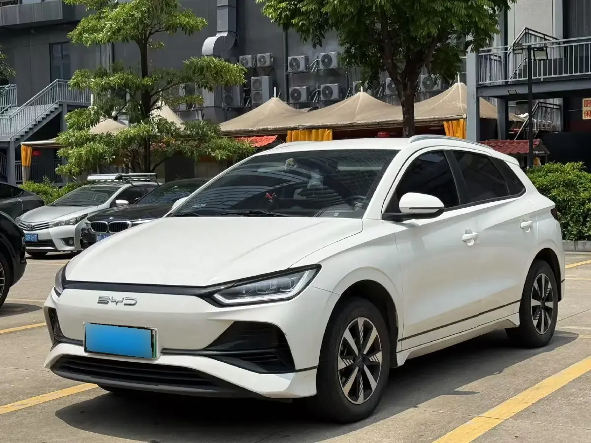 2023 BYD e2 BEV 43.2KWH
