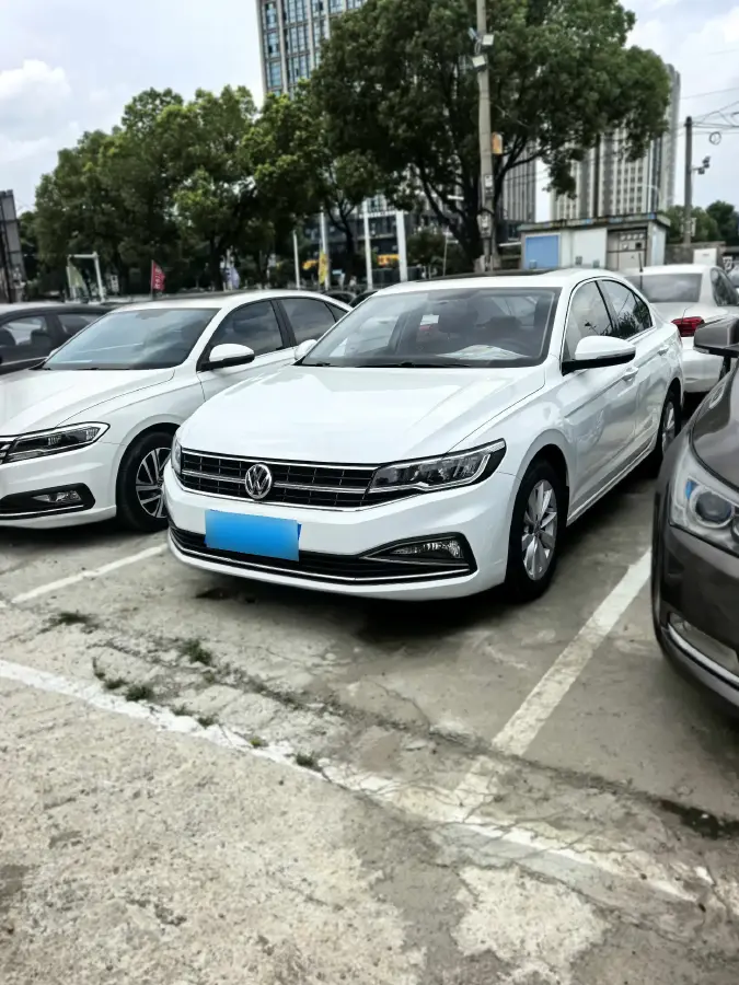 2019 Volkswagen Bora 1.5L 116HP L4 6AT