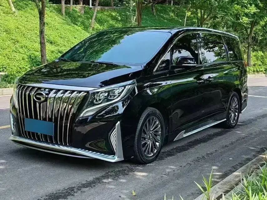 2021 GAC Trumpchi M8 2.0T 252HP L4 8AT