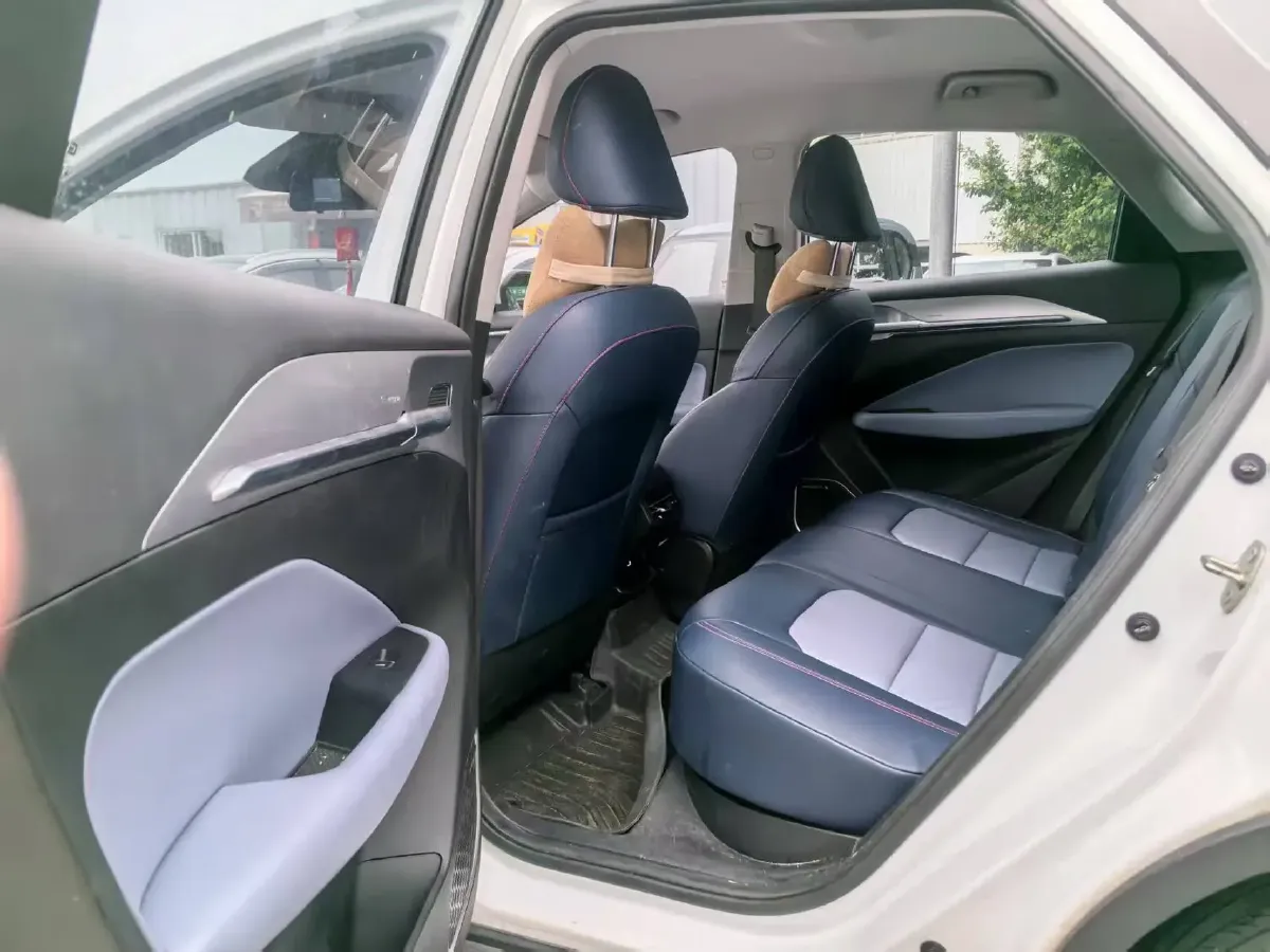 2022 Geometry M6 BEV 53KWH,autocango,china used car exporter,china ev exporter,chinese used car exporter,chinese used ev exporter