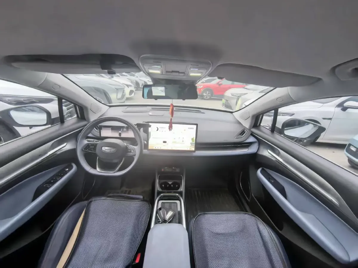 2022 Geometry M6 BEV 53KWH,autocango,china used car exporter,china ev exporter,chinese used car exporter,chinese used ev exporter