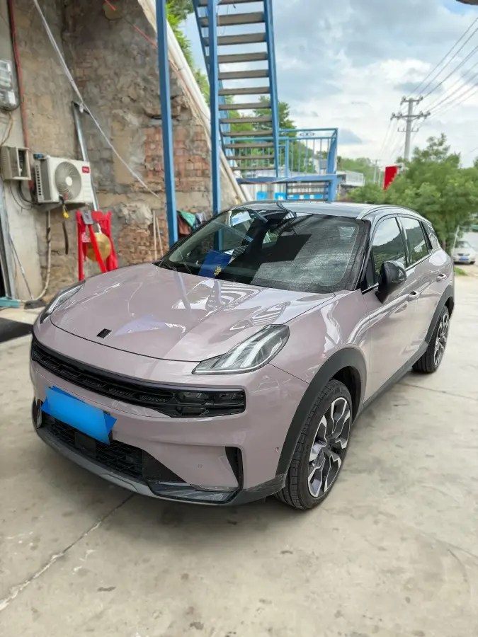 2022 LYNK&CO 06 EM-P 1.5T 177HP L3 7DCT PHEV 15.5KWH