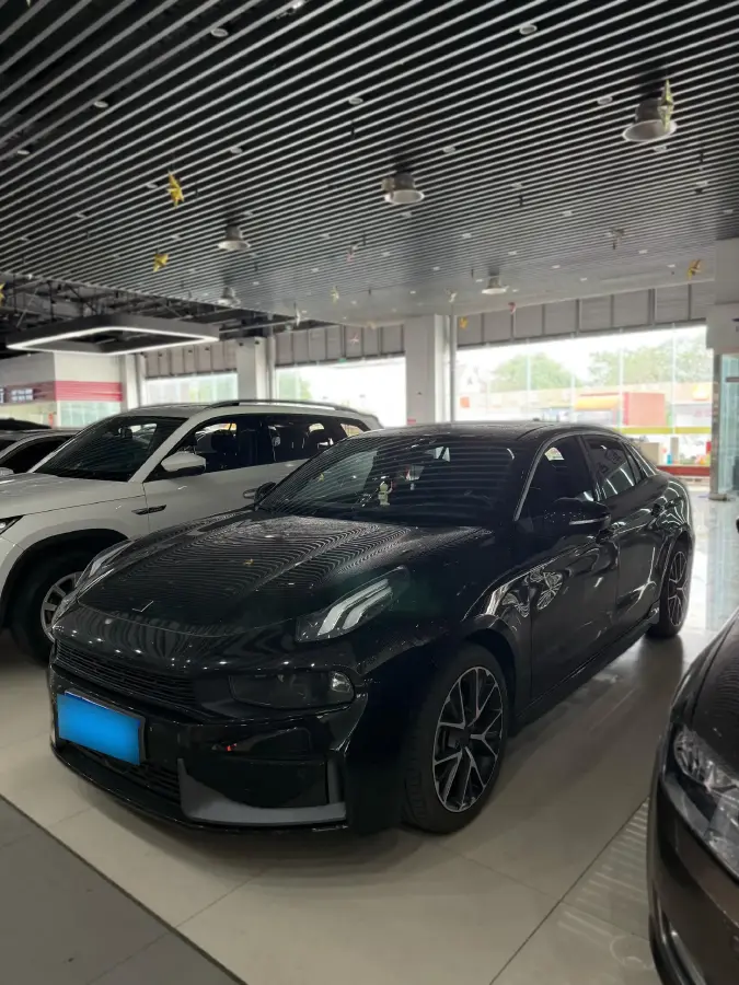 2021 LYNK&CO 03 2.0T 190HP L4 6AT