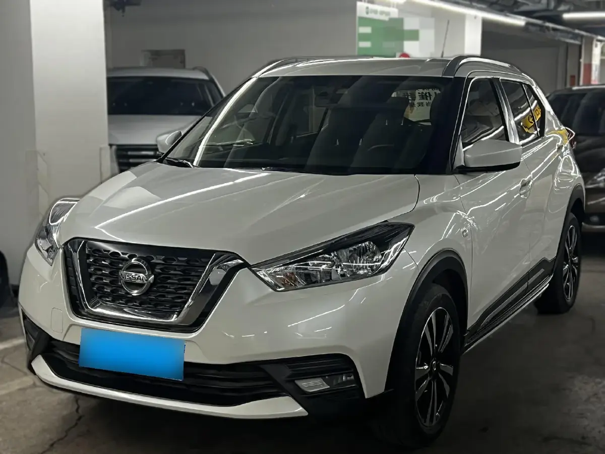 2022 Nissan Kicks 1.5L 122HP L4 CVT