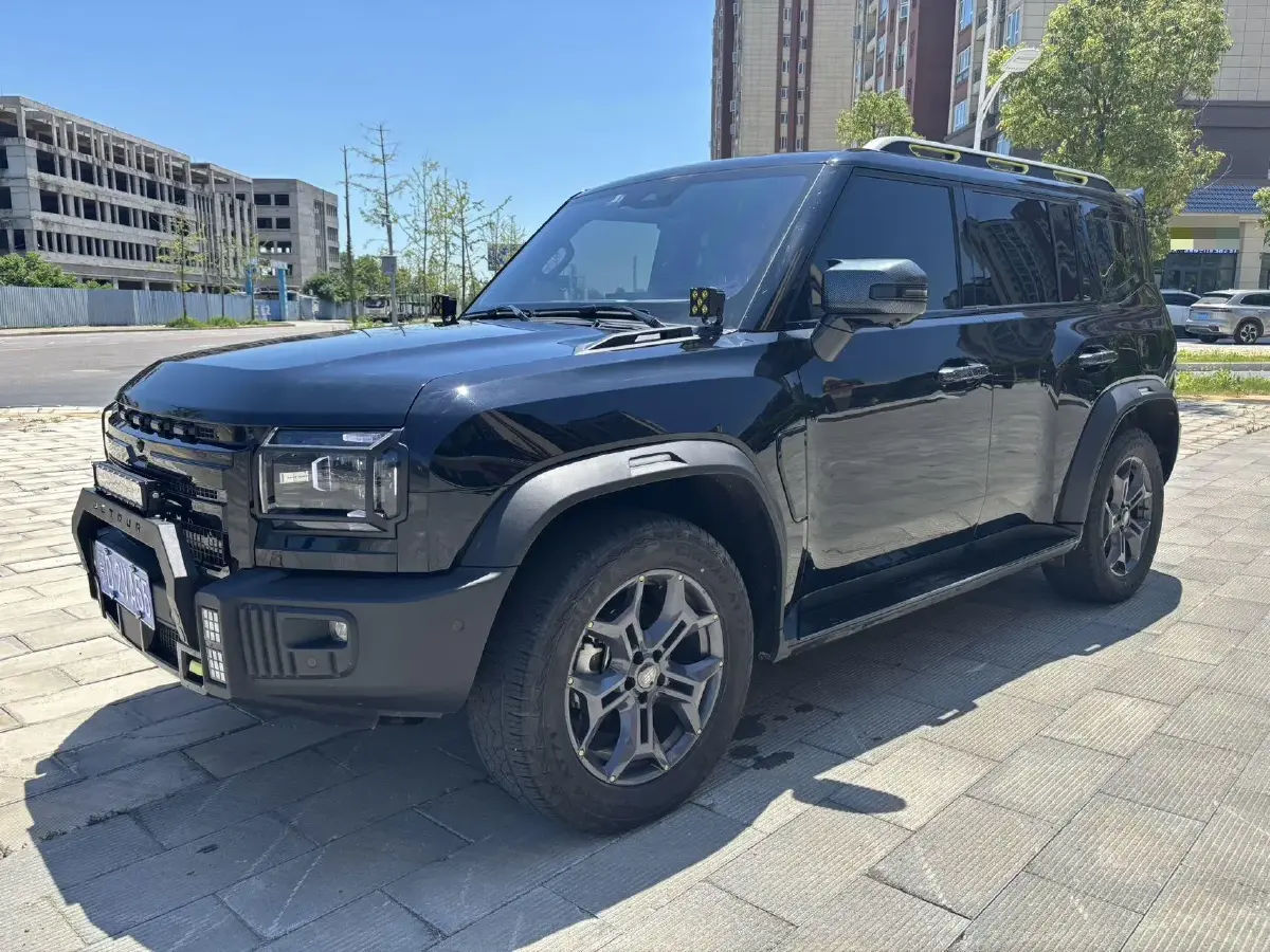 2023 Jetour Traveller 2.0T 254HP L4 7DCT