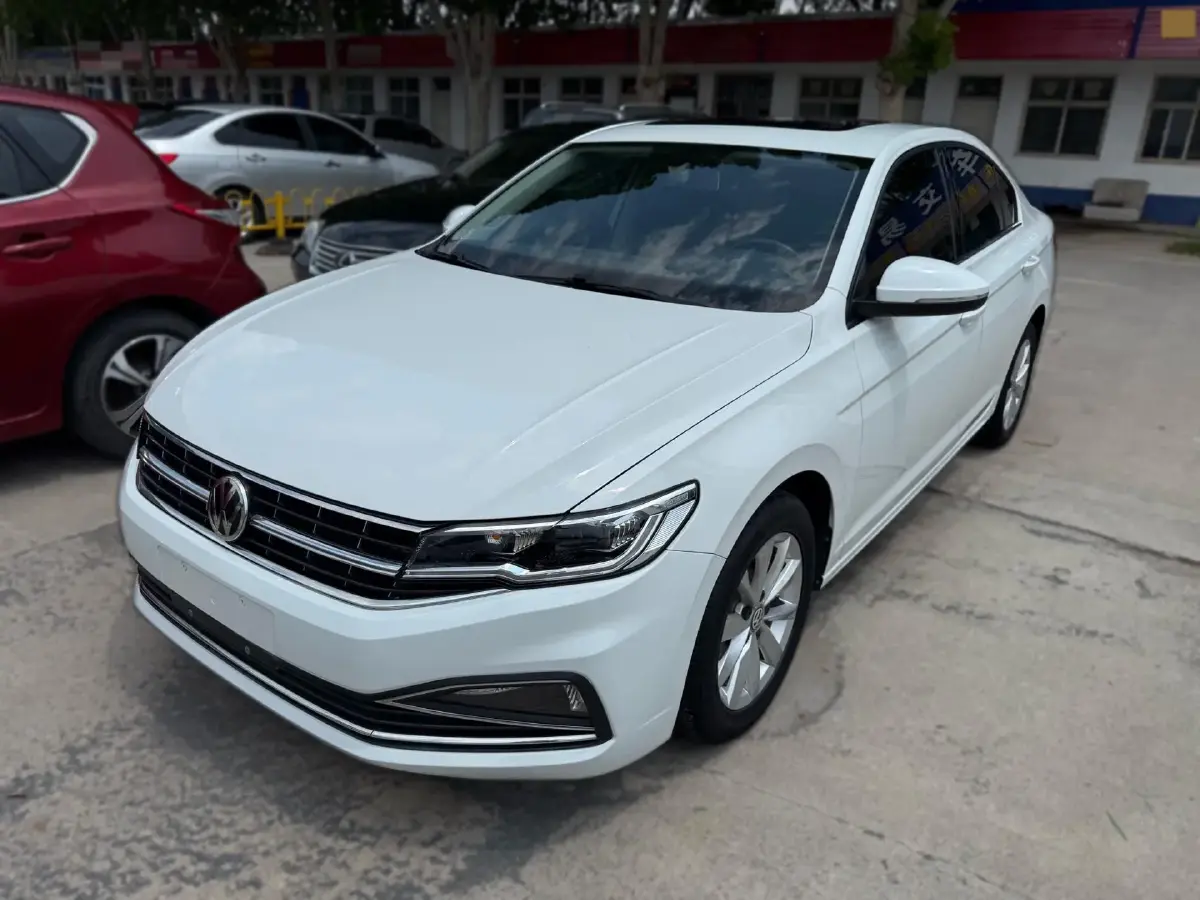 2020 Volkswagen Bora 1.5L 113HP L4 6AT
