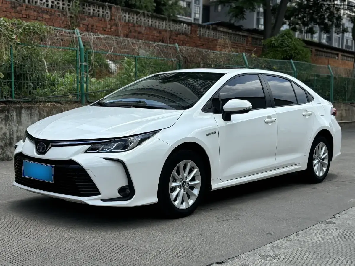 2021 Toyota Corolla 1.8L 98HP L4 E-CVT Hybrid