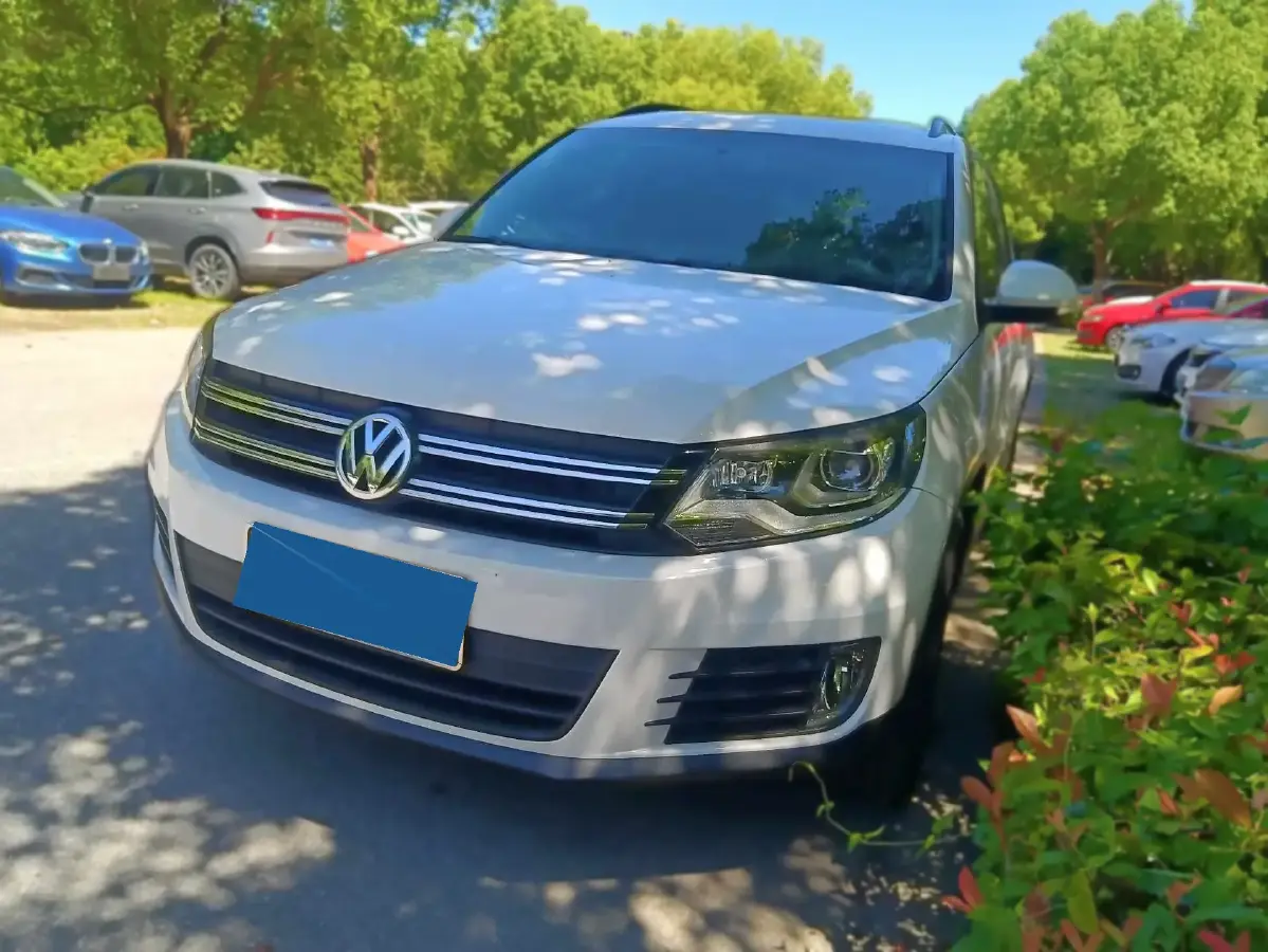 2016 Volkswagen Tiguan 1.4T 150HP L4 6DCT