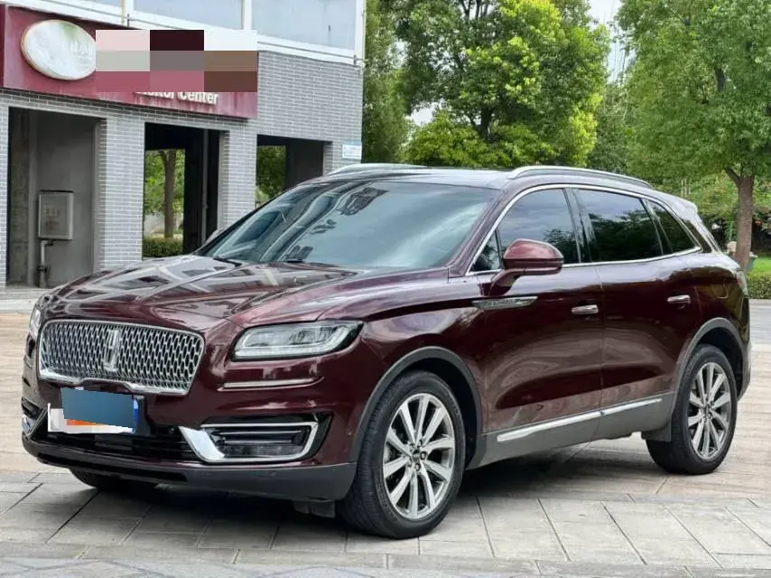2019 Lincoln Nautilus 2.0T 235HP L4 8AT
