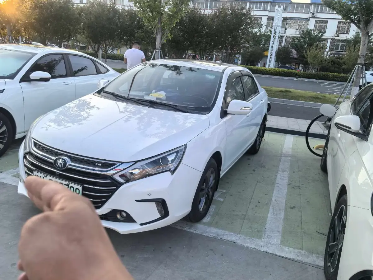 2017 BYD Qin 1.5T 154HP L4 6DCT PHEV 15.2KWH