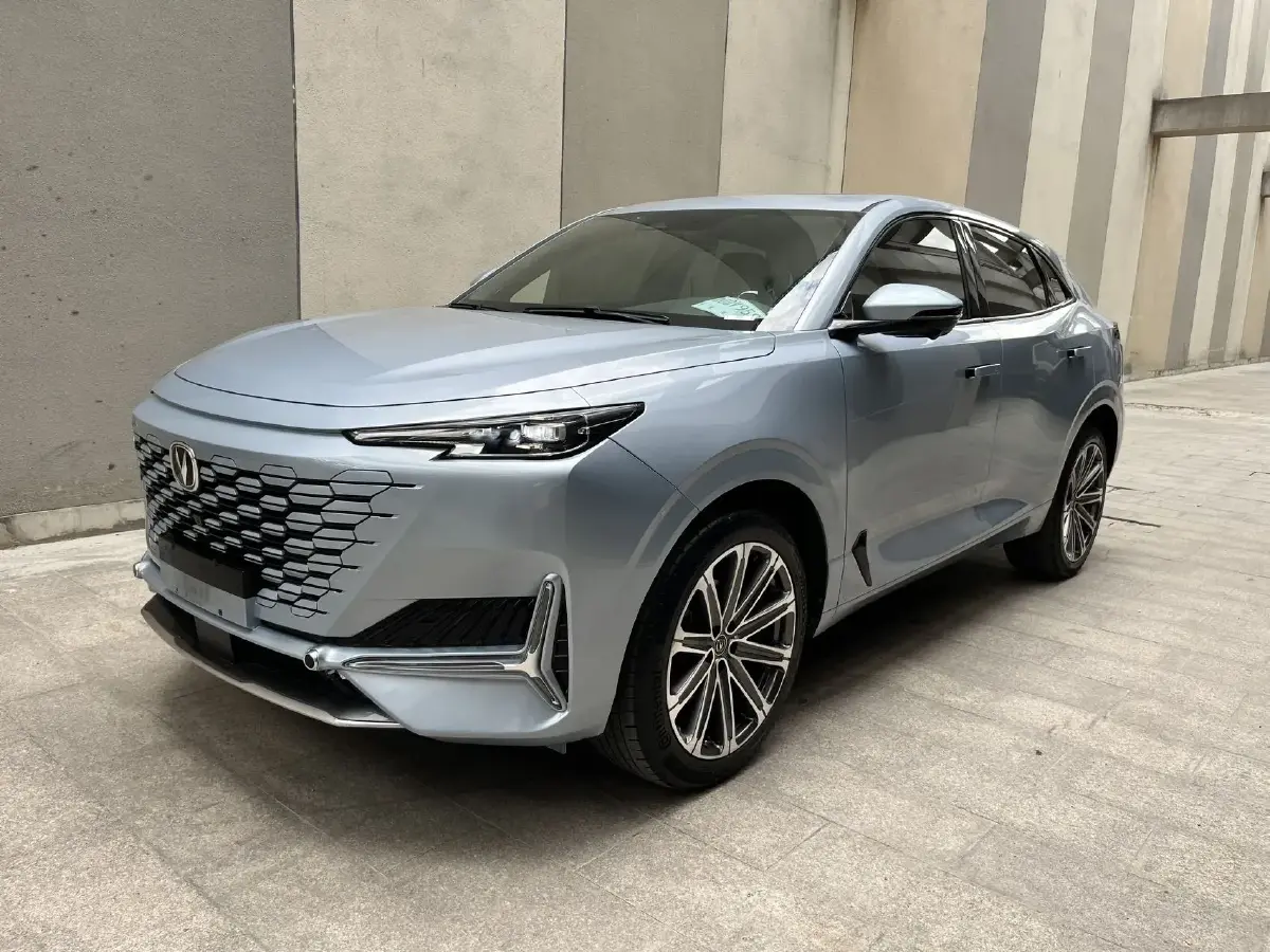 2021 ChangAn UNI-K 2.0T 233HP L4 8AT